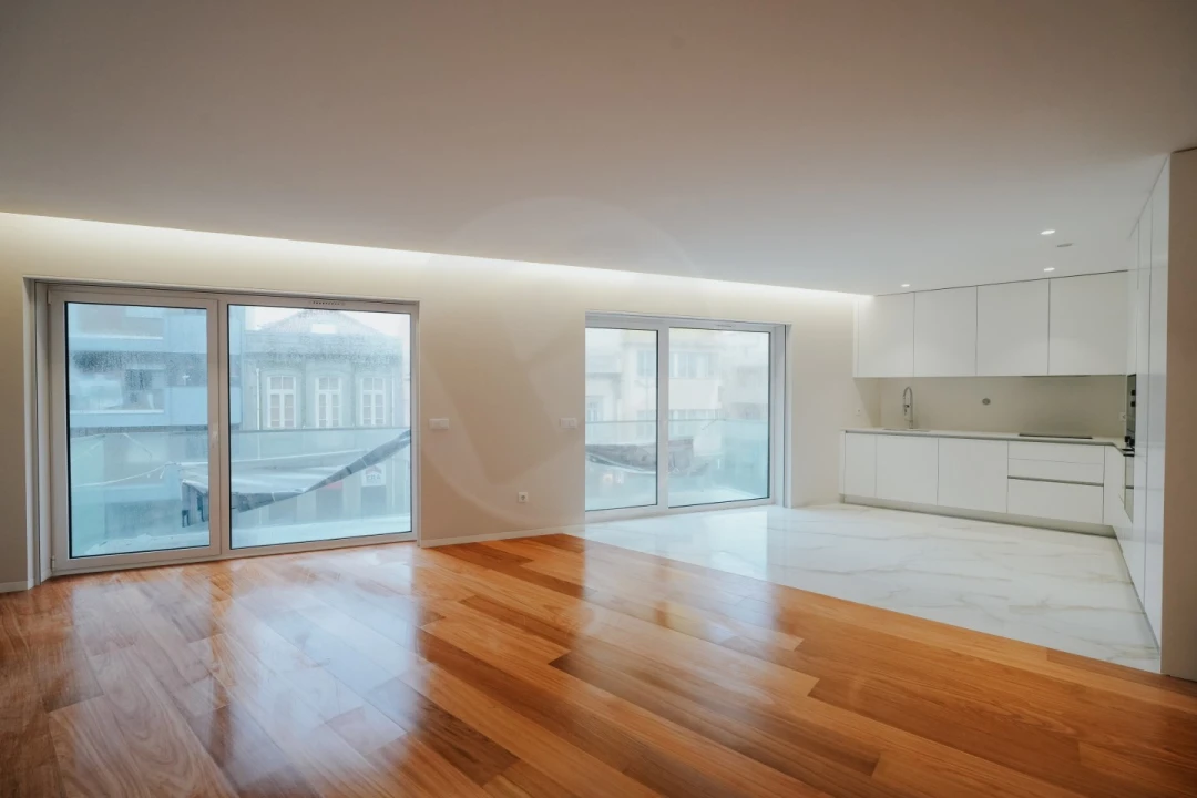 Apartamento T4 para Venda em Póvoa de Varzim, Beiriz e Argivai Foto 3