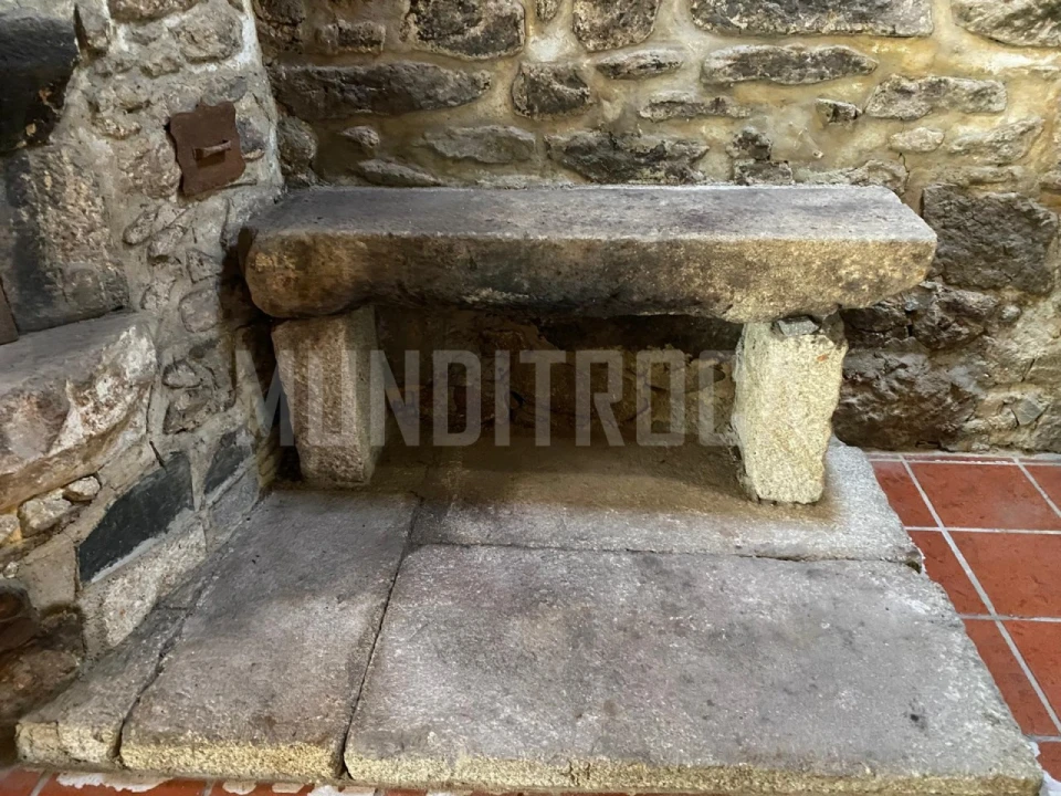 Moradia T4 para Venda em Lago Foto 13