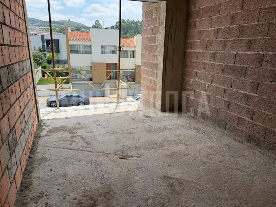 Moradia T3 para Venda em Nogueira, Fraião e Lamaçães Foto 22