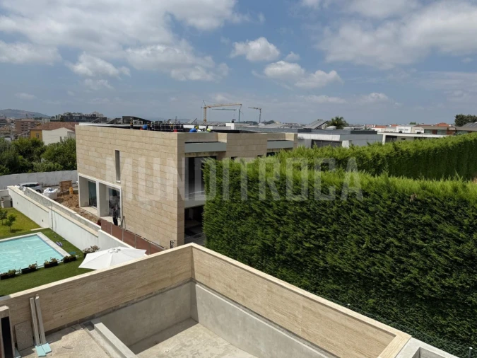 Moradia T3 para Venda em Nogueira, Fraião e Lamaçães Foto 10