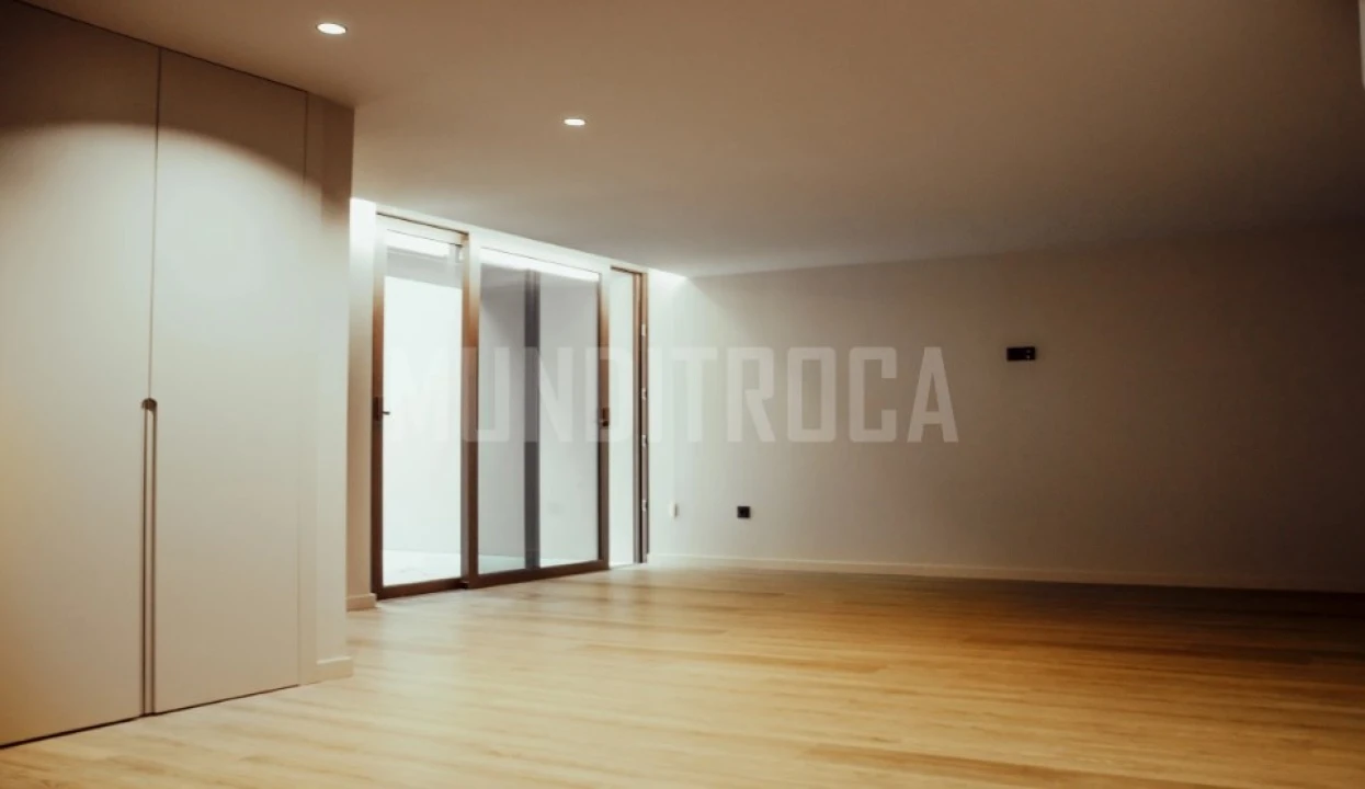 Moradia T3 para Venda em Palmeira Foto 10