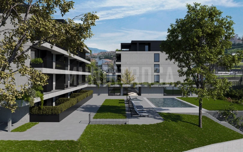 Apartamento T4 para Venda em Ferreiros e Gondizalves Foto 5