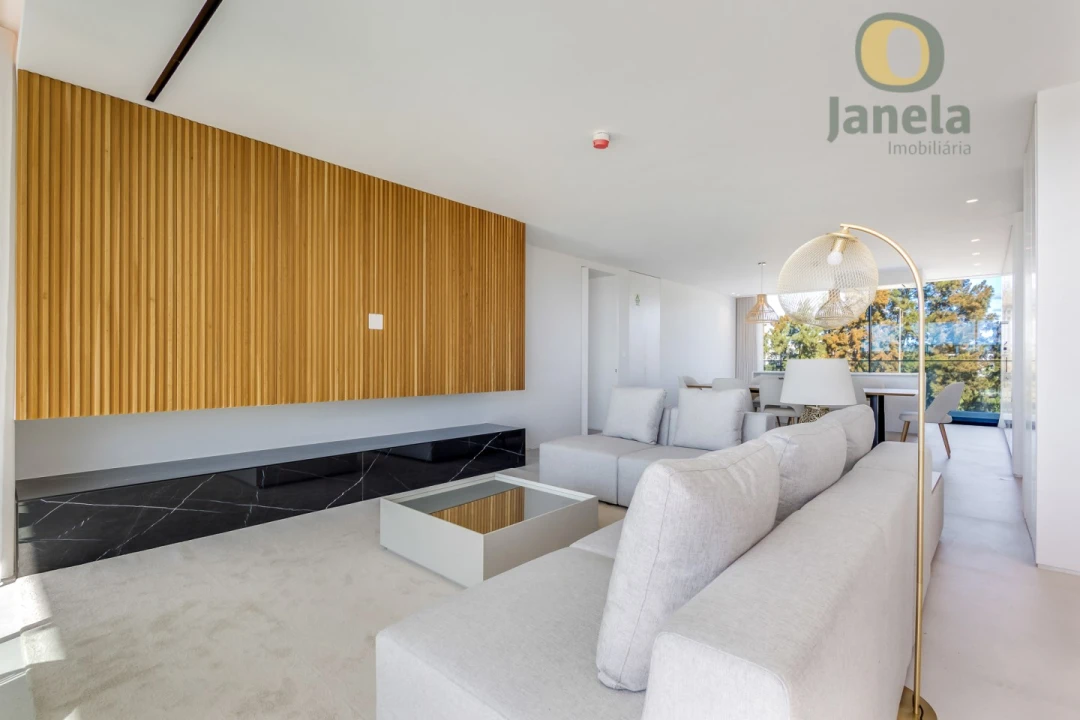 Apartamento T3 para Venda em Quarteira Foto 8