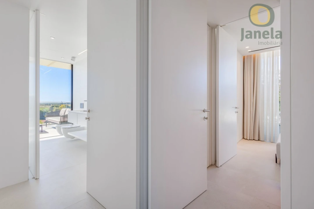 Apartamento T3 para Venda em Quarteira Foto 9