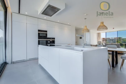 Apartamento T3 para Venda em Quarteira