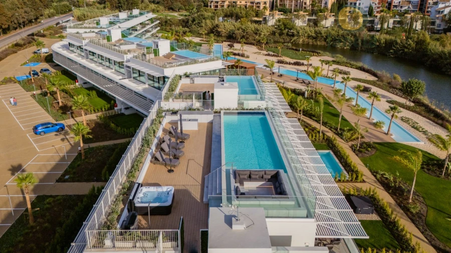Apartamento T3 para Venda em Quarteira Foto 41