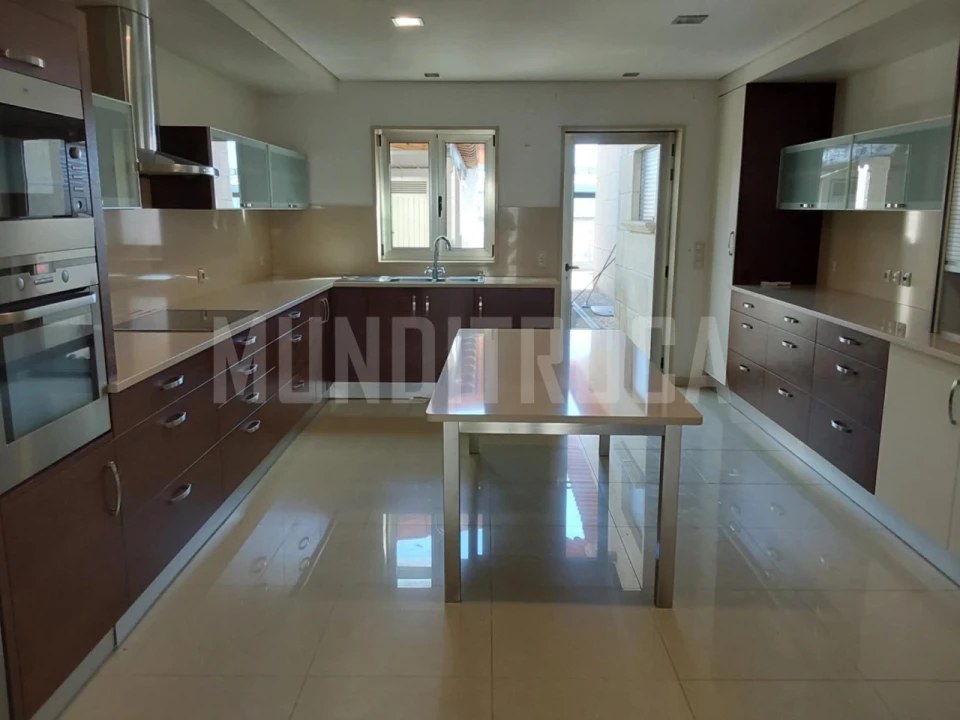 Moradia T3 para Venda em Lomar e Arcos Foto 3