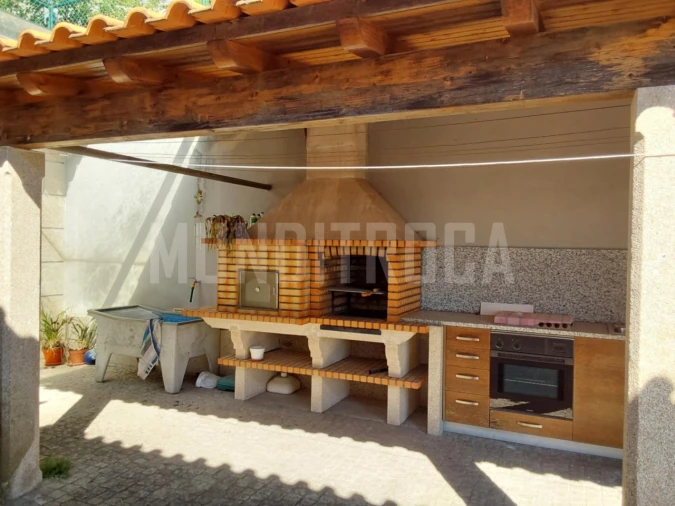 Moradia T3 para Venda em Lomar e Arcos Foto 13