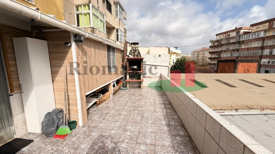Apartamento T3 para Venda em Rio Maior Foto 24