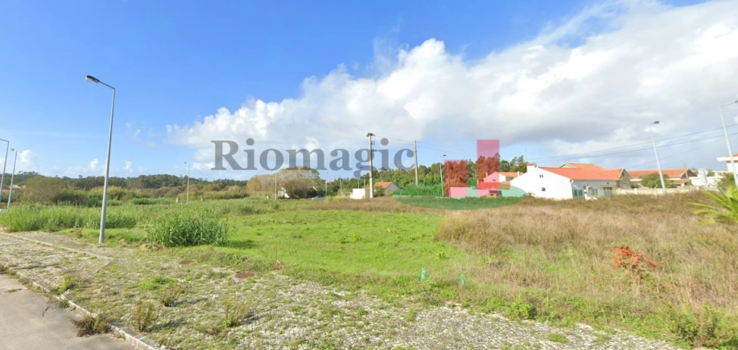 Terreno para Venda em Tornada e Salir do Porto Foto 3