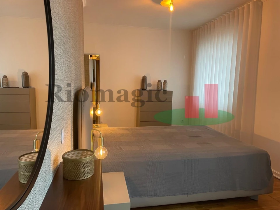 Apartamento T3 para Arrendamento em São Domingos de Benfica Foto 7