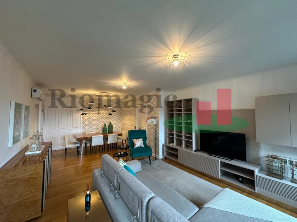 Apartamento T3 para Arrendamento em São Domingos de Benfica Foto 5