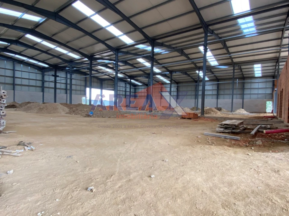 Armazém para Arrendamento em Pinheiro da Bemposta, Travanca e Palmaz Foto 2
