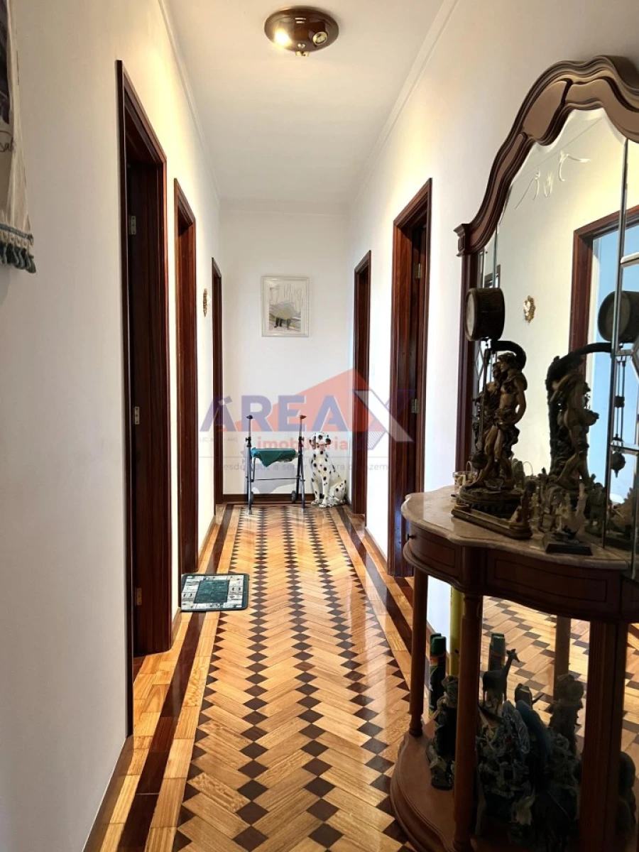 Moradia T5 para Venda em O. Azeméis, Riba-Ul, Ul, Macinhata Seixa, Madail Foto 40