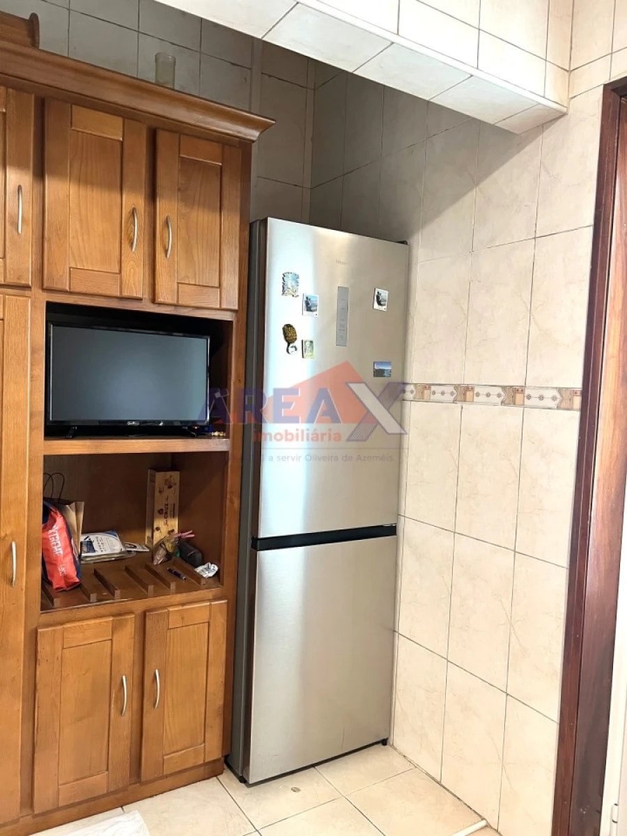 Moradia T5 para Venda em O. Azeméis, Riba-Ul, Ul, Macinhata Seixa, Madail Foto 32