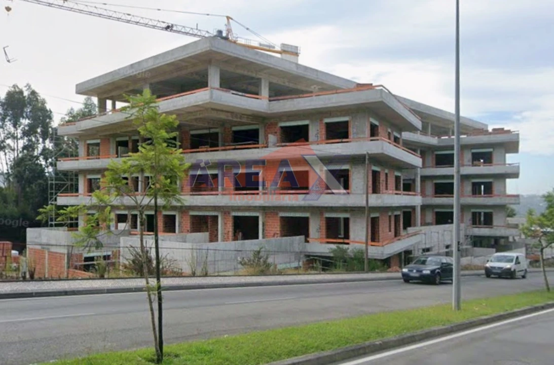 Apartamento T1 para Venda em O. Azeméis, Riba-Ul, Ul, Macinhata Seixa, Madail Foto 5