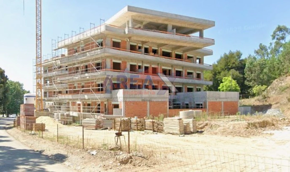 Apartamento T1 para Venda em O. Azeméis, Riba-Ul, Ul, Macinhata Seixa, Madail Foto 8