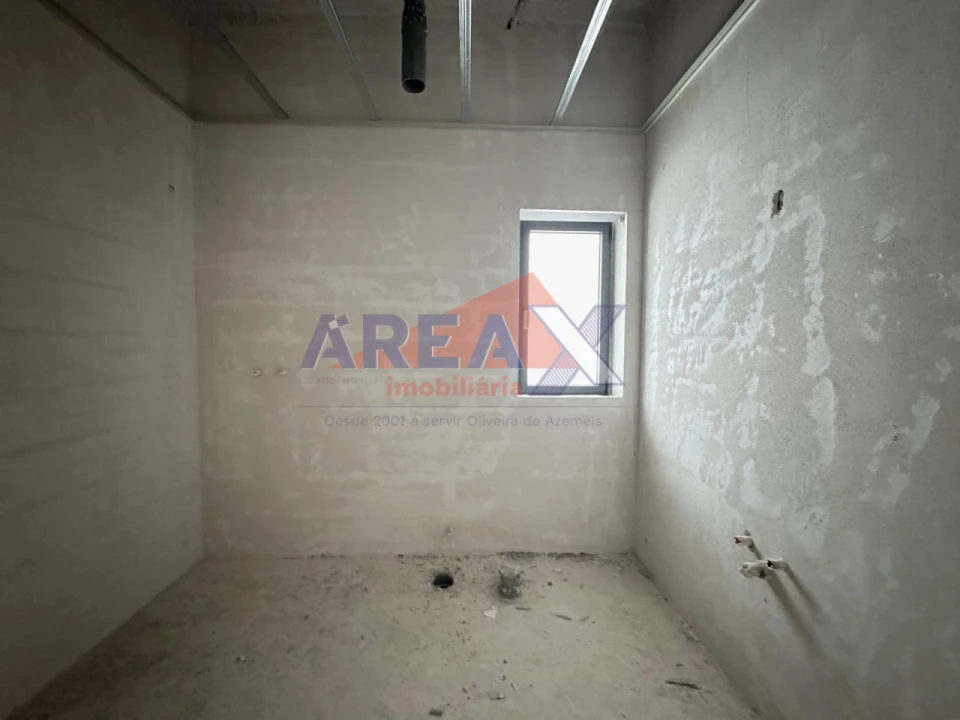 Apartamento T3 para Venda em O. Azeméis, Riba-Ul, Ul, Macinhata Seixa, Madail Foto 9