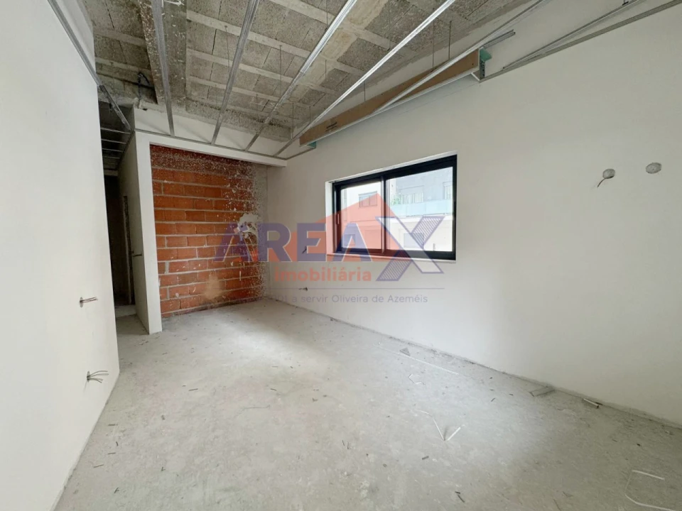 Apartamento T3 para Venda em O. Azeméis, Riba-Ul, Ul, Macinhata Seixa, Madail Foto 12