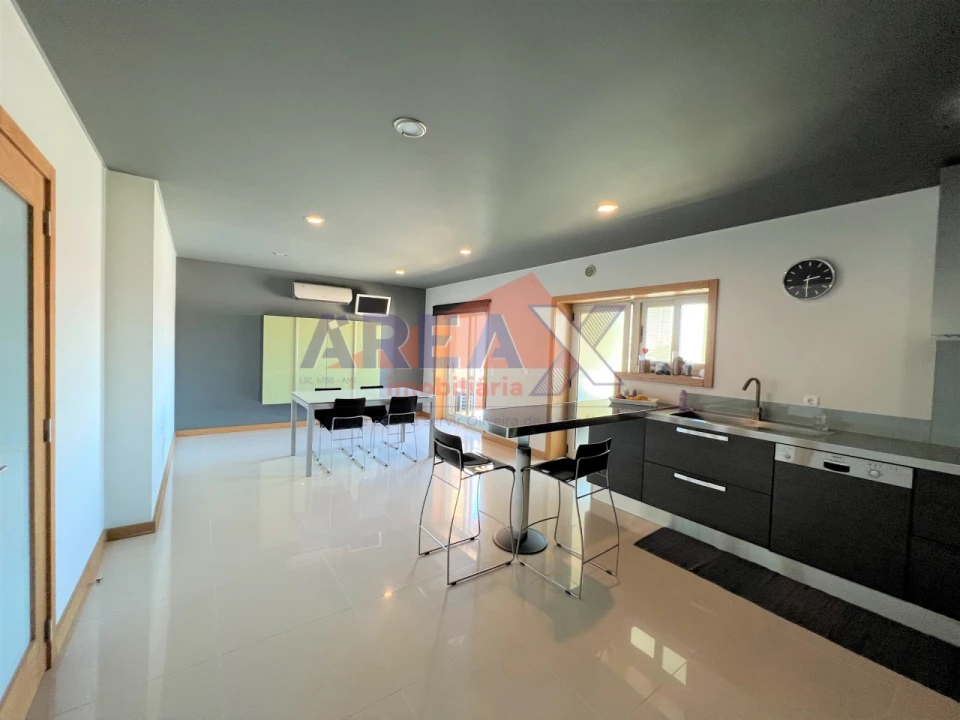 Apartamento T4 para Venda em O. Azeméis, Riba-Ul, Ul, Macinhata Seixa, Madail Foto 6