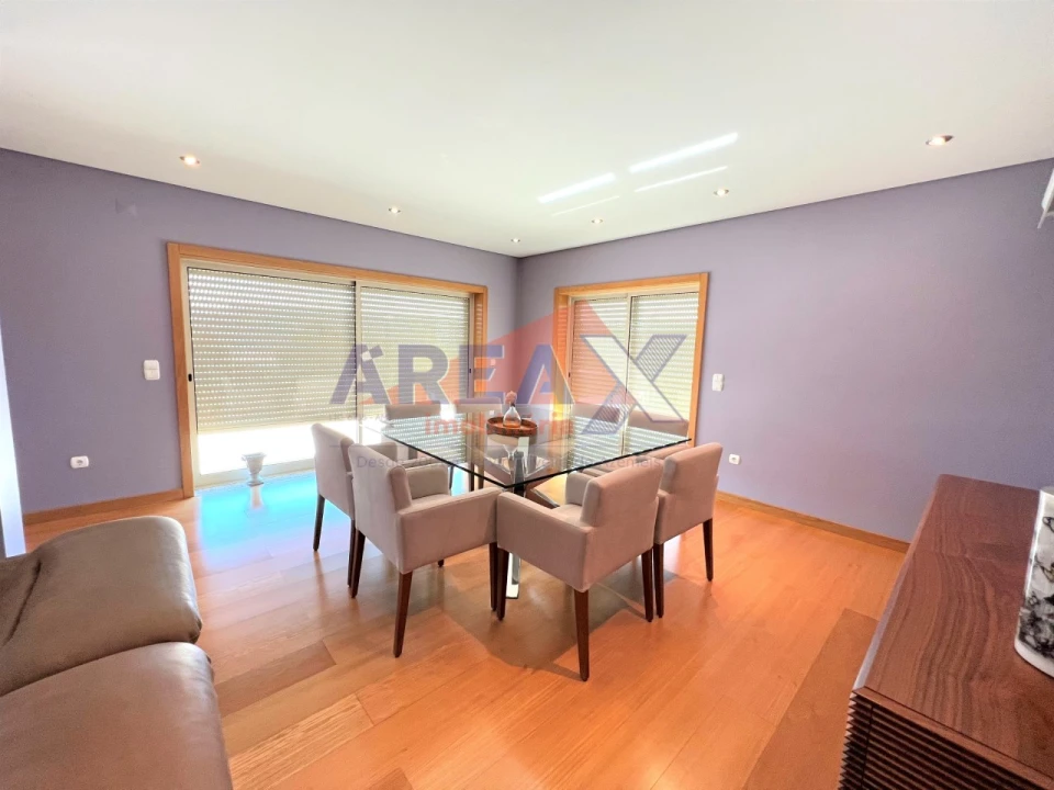 Apartamento T4 para Venda em O. Azeméis, Riba-Ul, Ul, Macinhata Seixa, Madail Foto 14