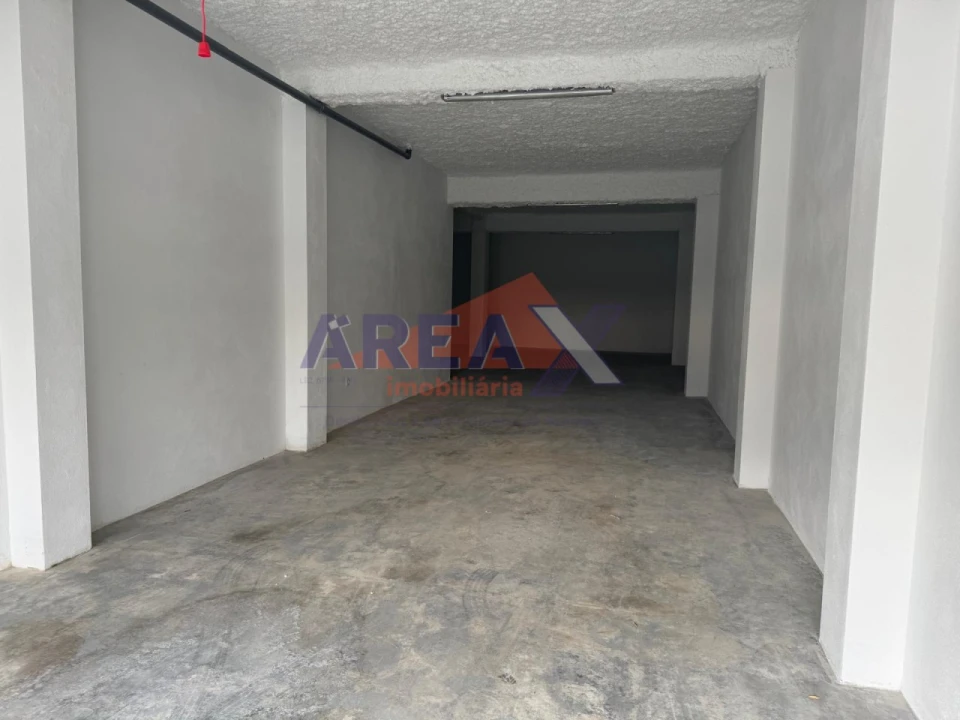 Garagem para Arrendamento em O. Azeméis, Riba-Ul, Ul, Macinhata Seixa, Madail Foto 2