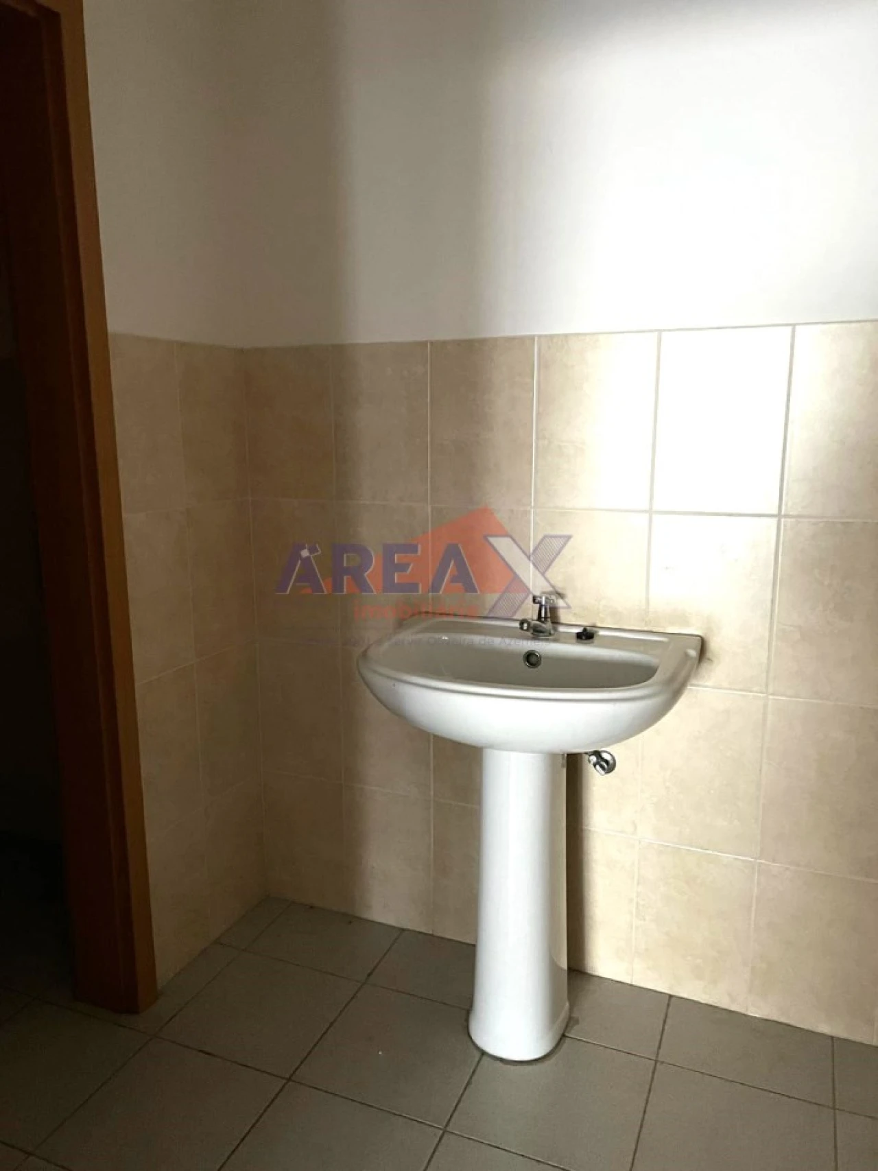 Loja para Venda em O. Azeméis, Riba-Ul, Ul, Macinhata Seixa, Madail Foto 7