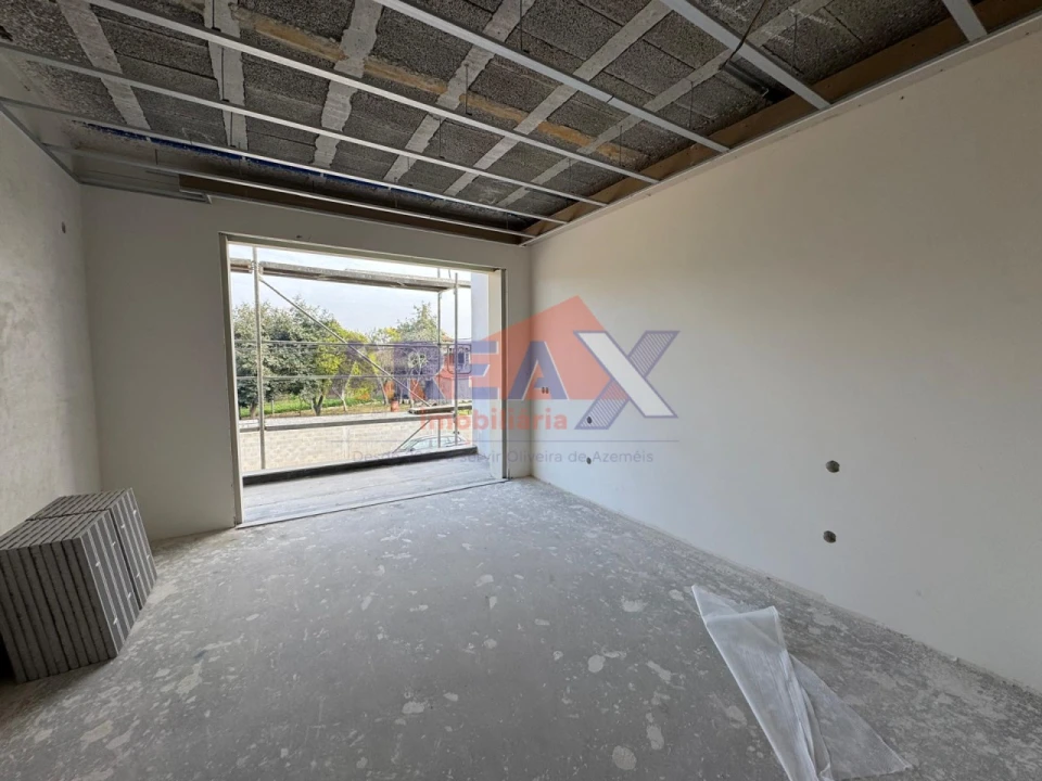 Moradia T3 para Venda em Loureiro Foto 13