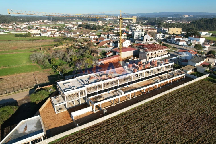 Moradia T3 para Venda em Loureiro Foto 5