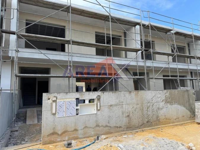 Moradia T3 para Venda em Loureiro Foto 7