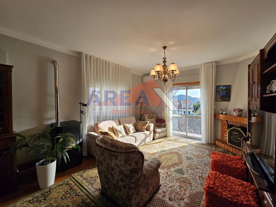 Moradia T7 para Venda em O. Azeméis, Riba-Ul, Ul, Macinhata Seixa, Madail Foto 19