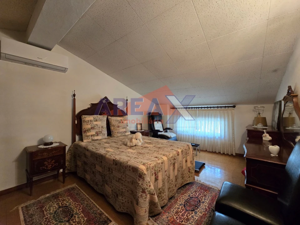 Moradia T7 para Venda em O. Azeméis, Riba-Ul, Ul, Macinhata Seixa, Madail Foto 35