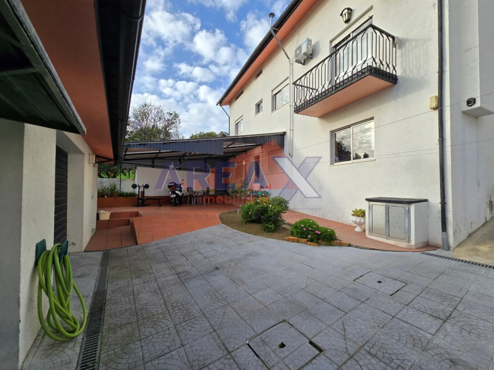 Moradia T7 para Venda em O. Azeméis, Riba-Ul, Ul, Macinhata Seixa, Madail Foto 39