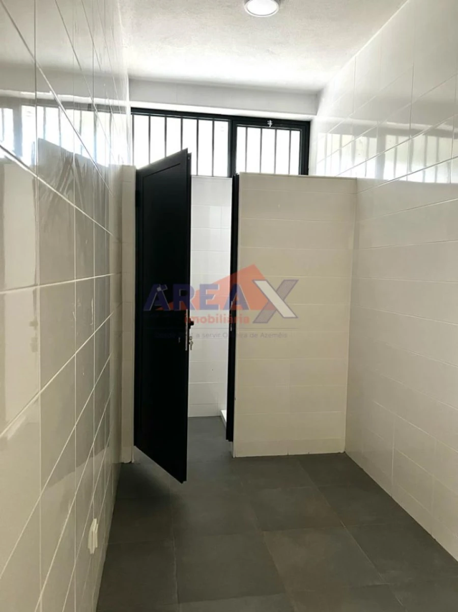 Armazém para Arrendamento em Carregosa Foto 3