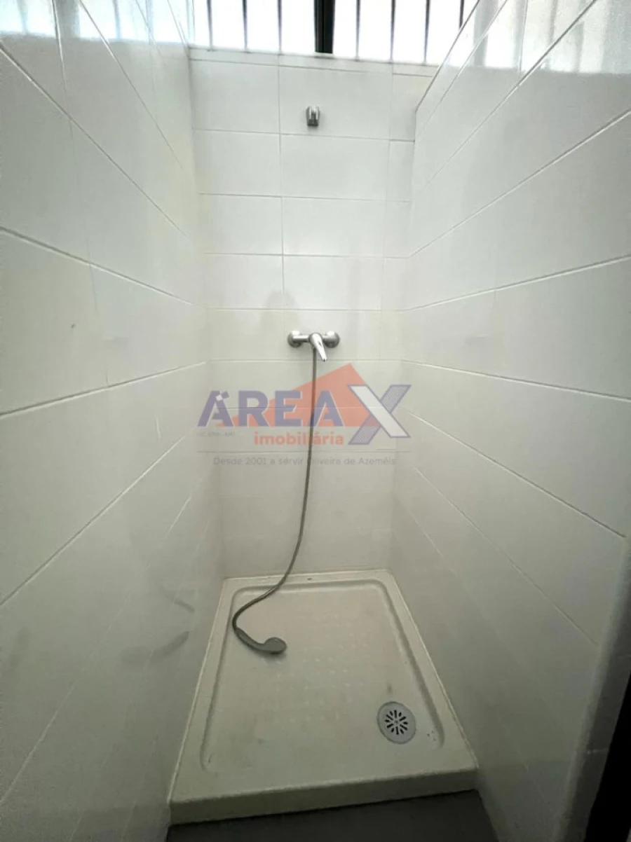 Armazém para Arrendamento em Carregosa Foto 22