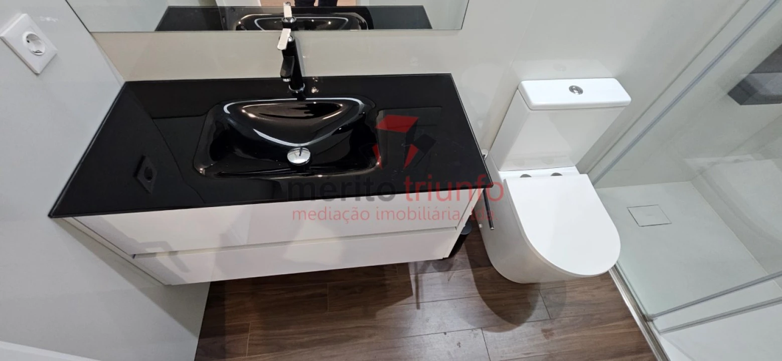 Apartamento T3 para Venda em Ramalde Foto 35