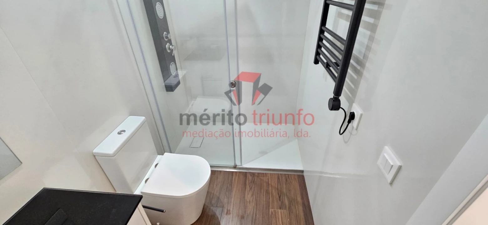 Apartamento T3 para Venda em Ramalde Foto 36