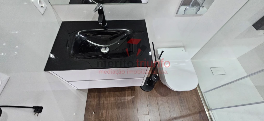 Apartamento T3 para Venda em Ramalde Foto 18