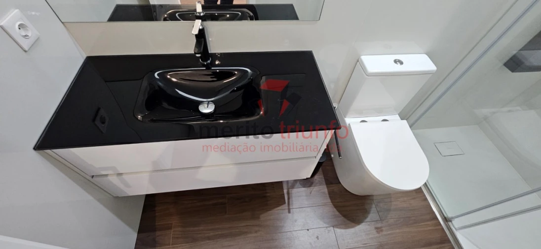 Apartamento T3 para Venda em Ramalde Foto 35