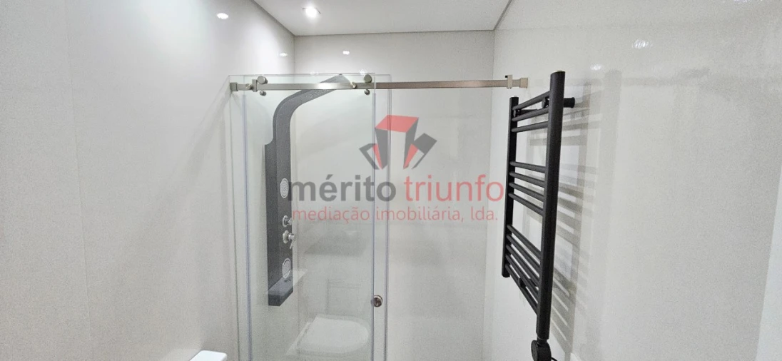 Apartamento T3 para Venda em Ramalde Foto 38