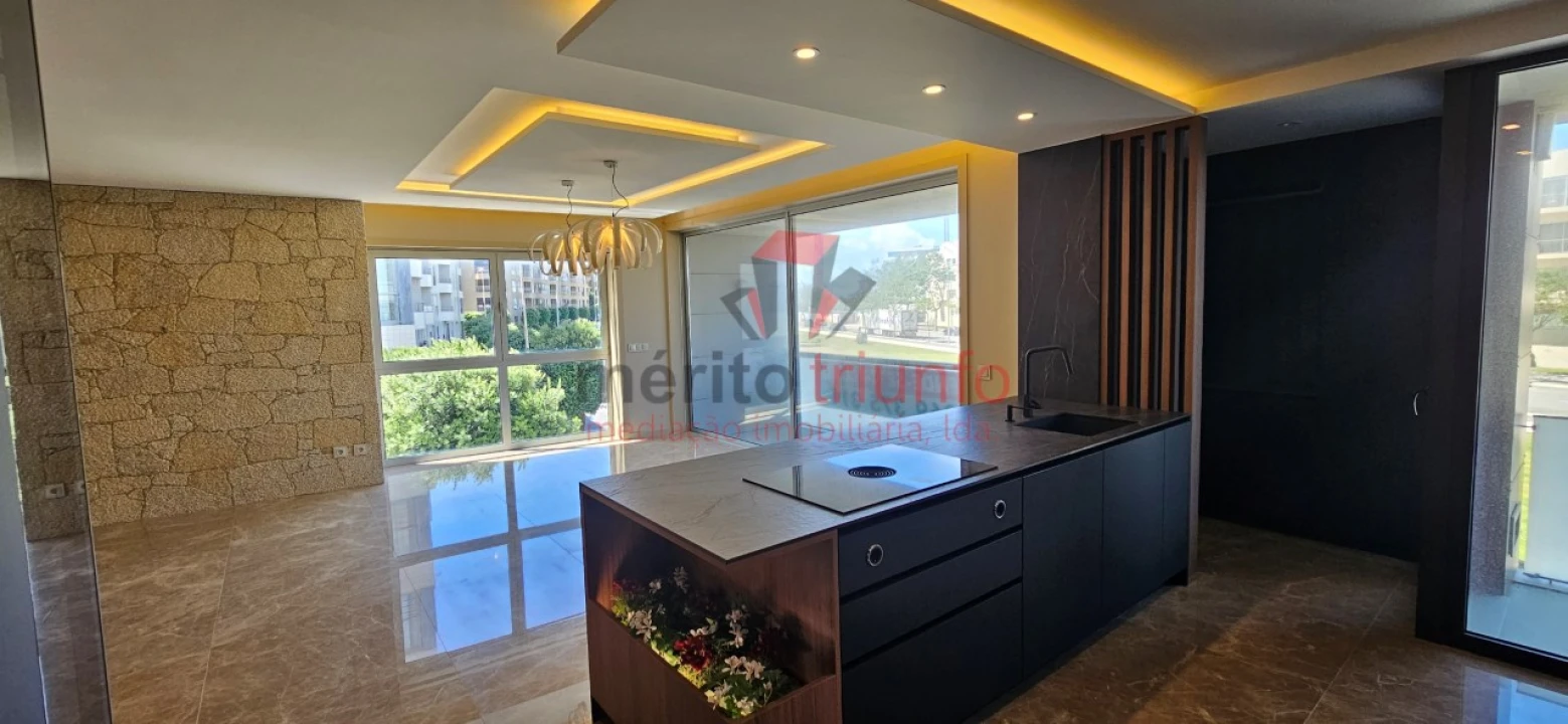 Apartamento T4 para Venda em Vila do Conde Foto 6