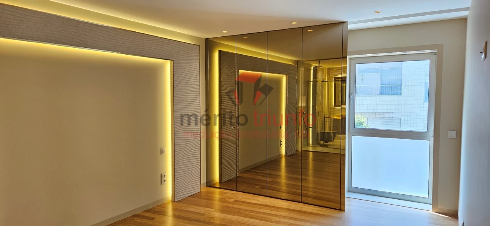 Apartamento T4 para Venda em Vila do Conde Foto 33