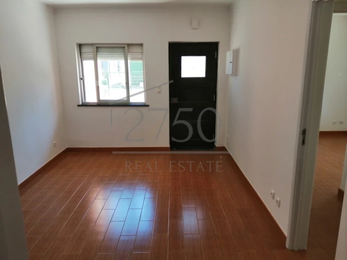 Moradia T2 para Arrendamento em Alcabideche Foto 5