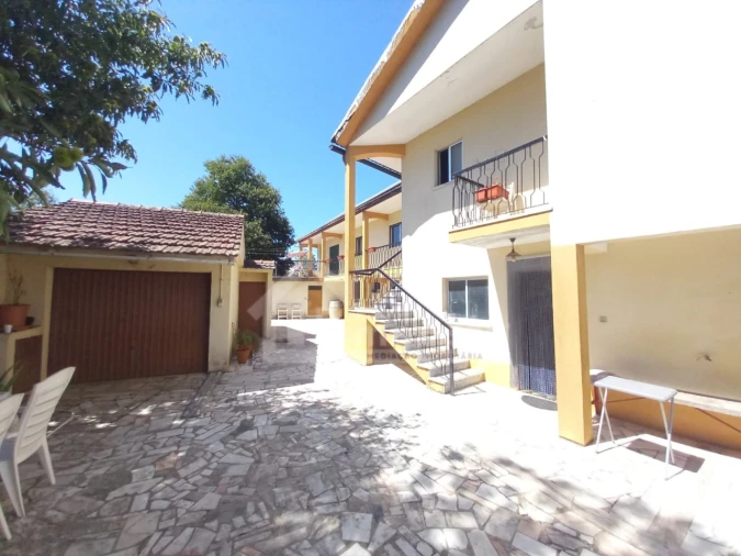 Moradia T4 para Venda em Figueiró dos Vinhos e Bairradas Foto 1