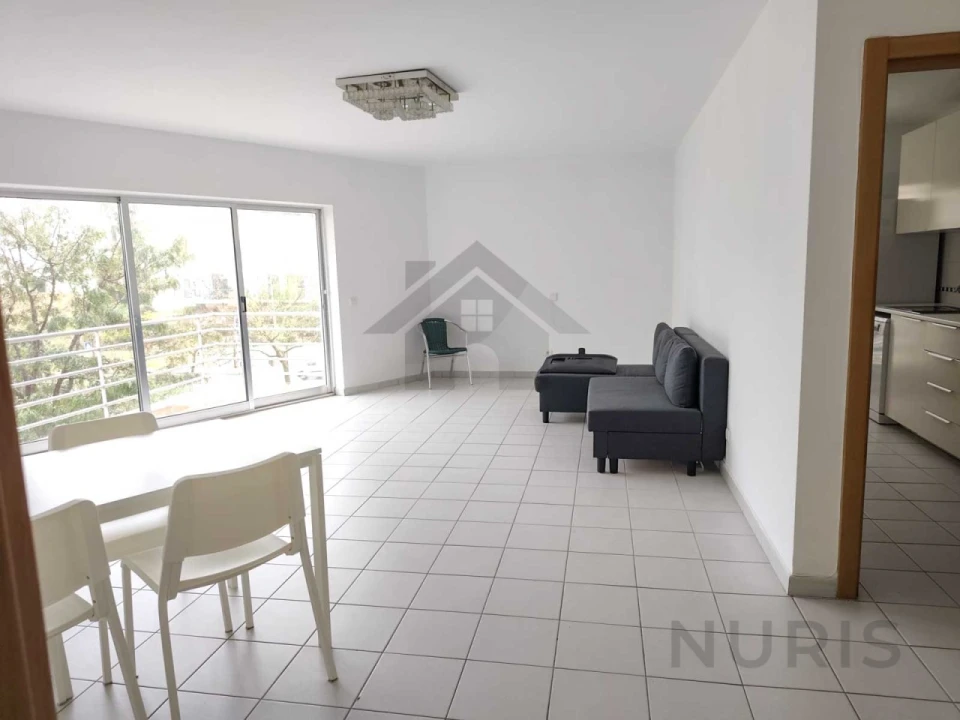 Apartamento T3 para Arrendamento em Portimão Foto 3