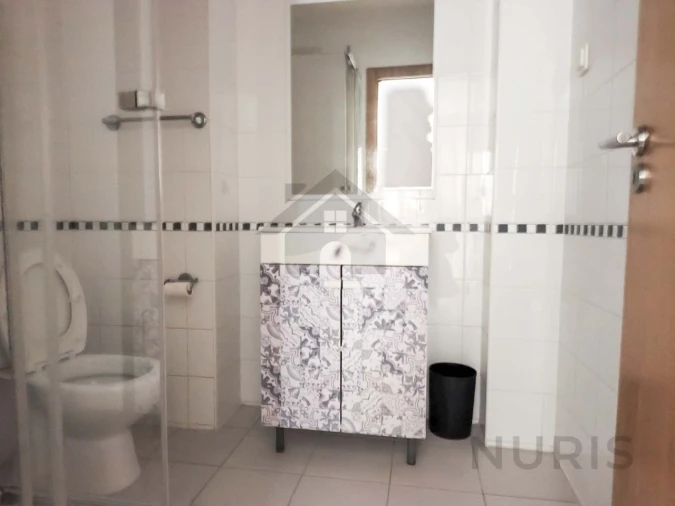 Apartamento T3 para Arrendamento em Portimão Foto 8