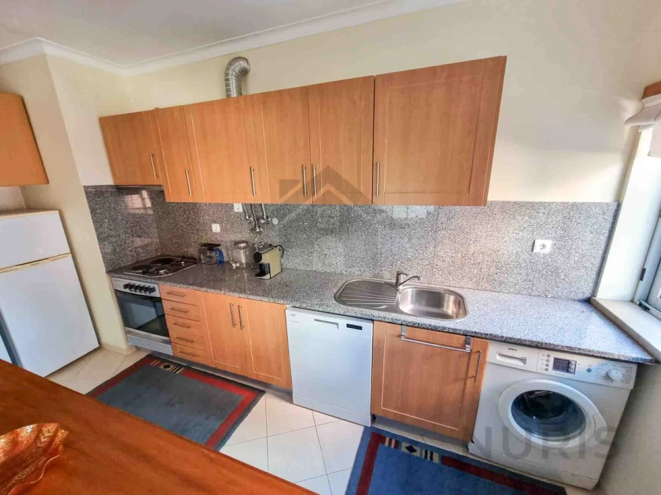 Apartamento T1 para Arrendamento em Portimão Foto 2