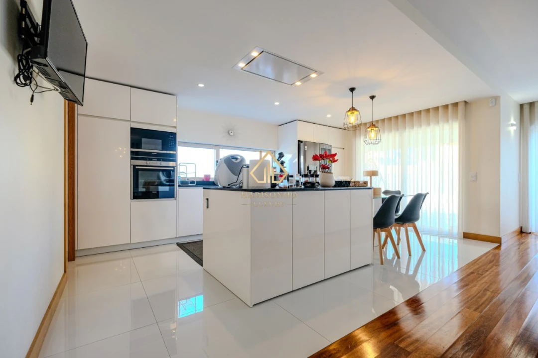 Moradia T4 para Venda em Gondomar (São Cosme), Valbom e Jovim Foto 4