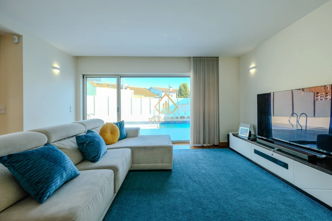 Moradia T4 para Venda em Gondomar (São Cosme), Valbom e Jovim Foto 5