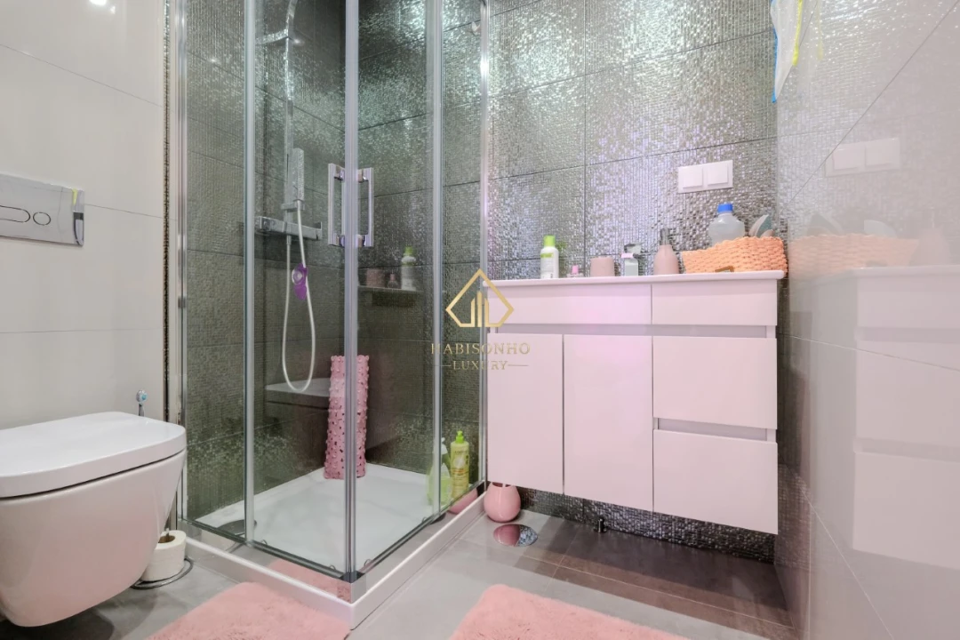 Moradia T4 para Venda em Gondomar (São Cosme), Valbom e Jovim Foto 17